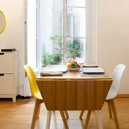 Appartement Eiffel Tower Brand New Cosy Flat